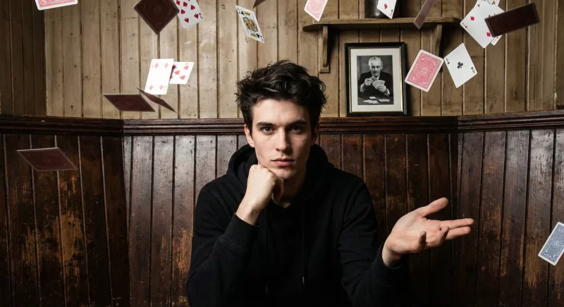 Мастер телекинетических карт