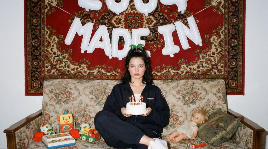 портрет в стиле 90-х и нулевых 3